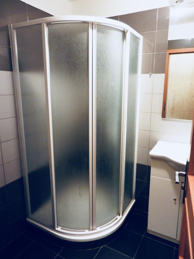 Skolici Stredisko Abena S Ubytovanim Apartment Ostrava Luaran gambar